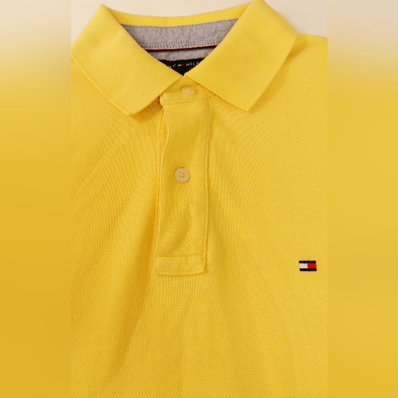 Tommy Hilfiger Men's Polo Custom Fit Yellow Shirt Size Medium - Picture 7 of 7